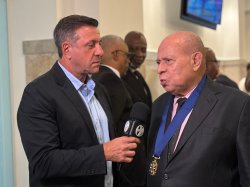 Provedor Ariovaldo Feliciano recebe homenagem no Dia do Maçom
